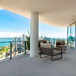 Penthouse With Panoramic Views In Downtown Miami