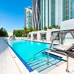 Penthouse With Panoramic Views In Downtown Miami