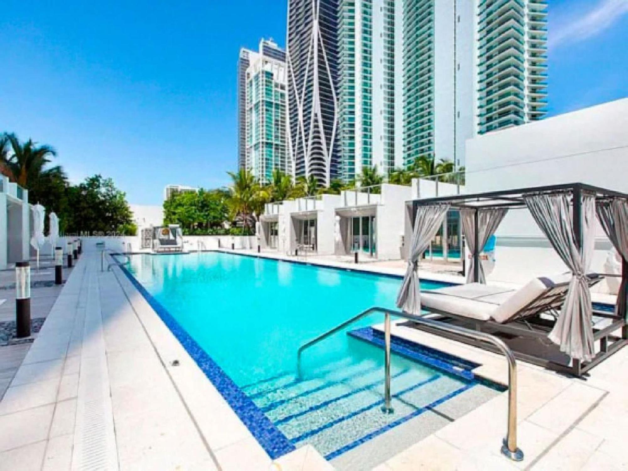 Penthouse With Panoramic Views In Downtown Apartment Miami